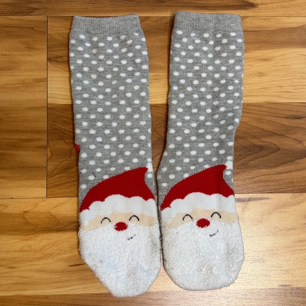 3 for $20 UNBRANDED Ladies Novelty Christmas Themed Crew Socks Santa Reindeer